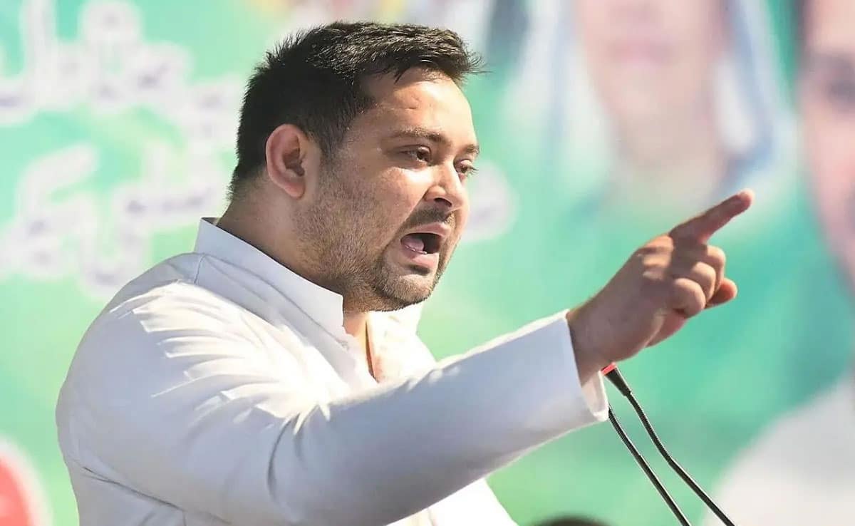 Tejashwi Yadav took charge amidst Rahul Gandhi's silence, declared himself the face for the CM post