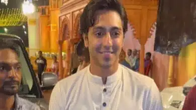 Saiyaara star Ahaan Panday attends Ganpati celebrations at Maharashtra minister's house