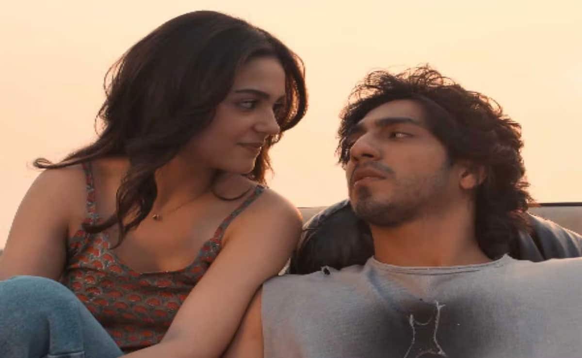 Love between 'Saiyaara' co-stars? Fans question Ahaan Panday and Anit Padda's closeness