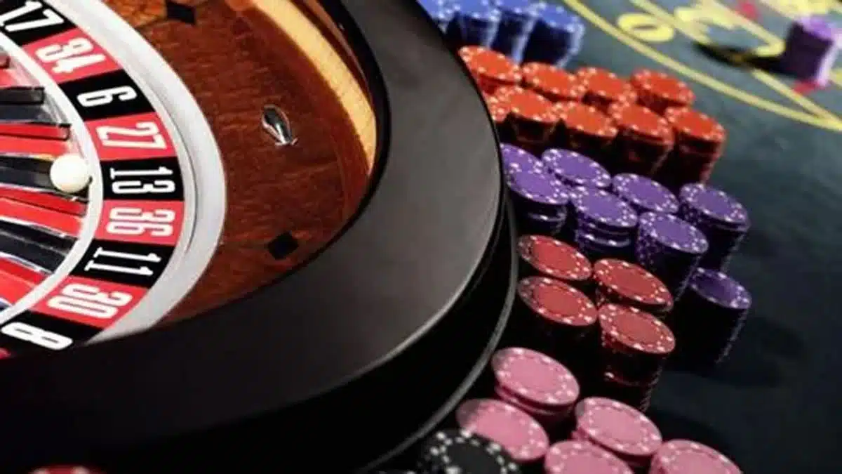 Investors affected by ban on online money gaming