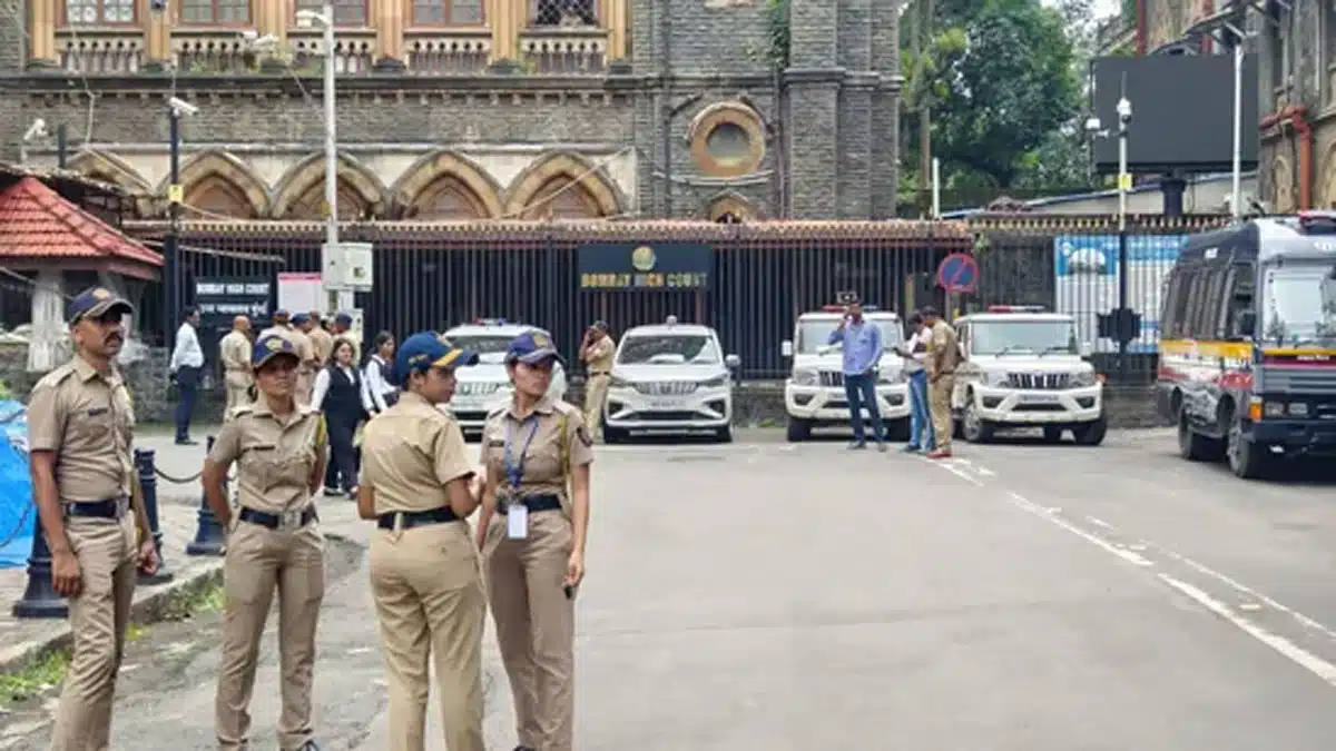 Bombay High Court receives another bomb threat email, security beefed up