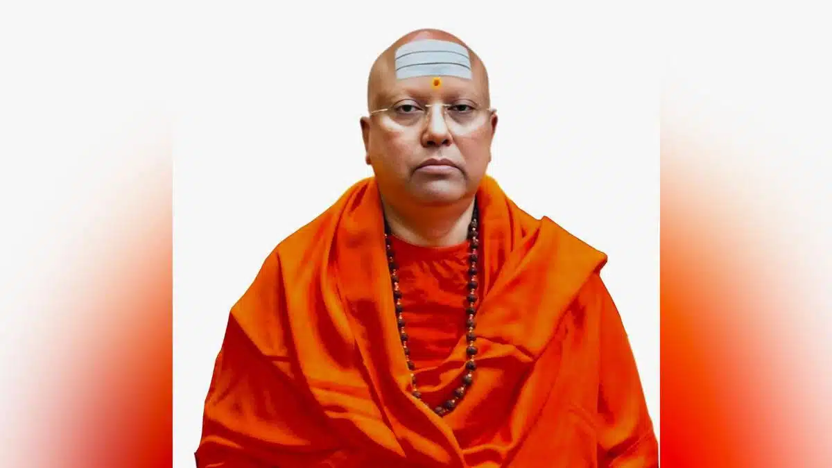 Police investigation reveals: Swami Chaitanyanand constantly changed hotels during his abscondence