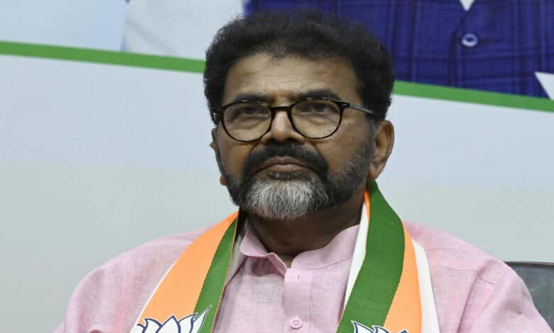 Caste census controversy in Karnataka: Narayanaswamy objects to survey