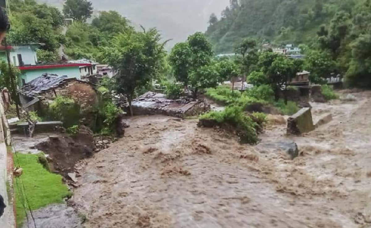 7 people missing, 6 houses washed away due to cloudburst in Chamoli, Uttarakhand