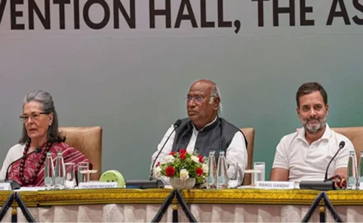 Congress Working Committee meeting: Kharge said – Bihar elections are the beginning of the end of the Modi government's 'corrupt rule'.