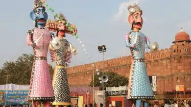 Dussehra 2025: Complete information on date, auspicious time and traditions
