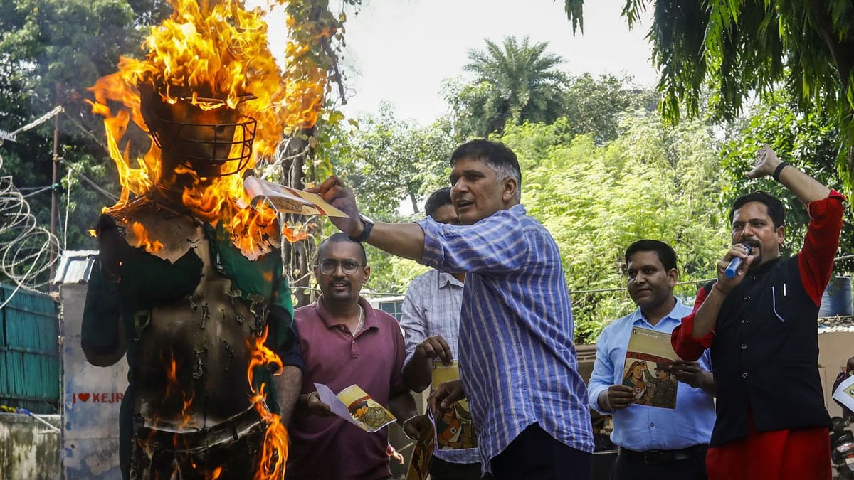 Voices of boycott grow louder before India-Pakistan Asia Cup match