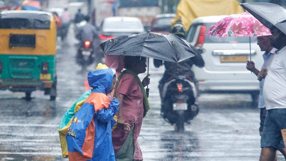 Kolkata under water as heavy rain