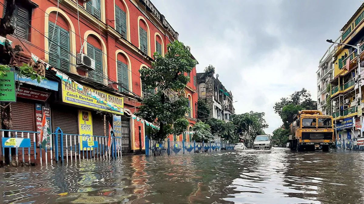 Kolkata under water as heavy rain