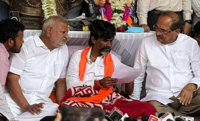 After agreement on Maratha reservation, worker ends fast, says- we have won