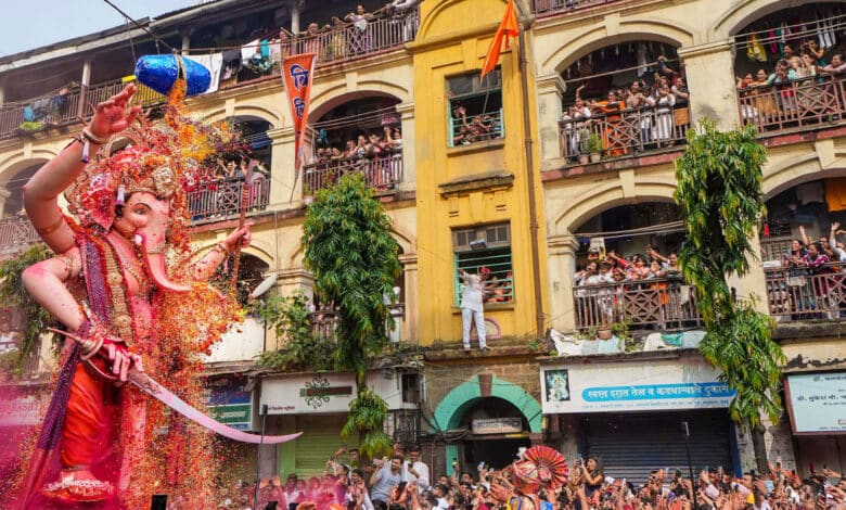 Mumbai on high alert over RDX threat before Visarjan