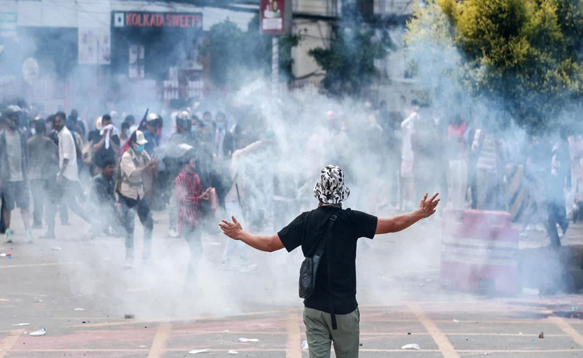 Amid unrest in Nepal, protesters released Rabi Lamichhane from Nakhu jail