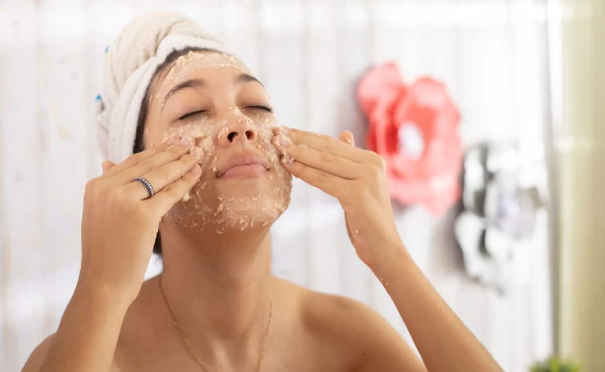 DIY Face Mask: Try these homemade face masks before Durga Puja