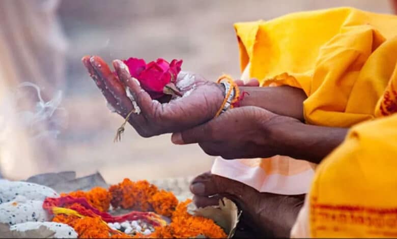 Pitru Paksha Navami Shradh 2025: Matri Navami date, significance and worship method