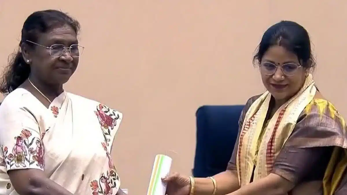 President Murmu will honor 45 teachers