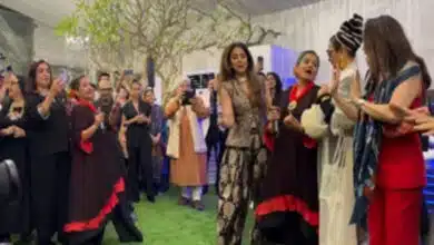 Rekha, Vidya Balan and others danced to 'Kaisi Paheli Zindagi' at Shabana Azmi's 75th birthday party