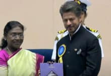 Shah Rukh Khan receives National Film Award for 'Jawaan'