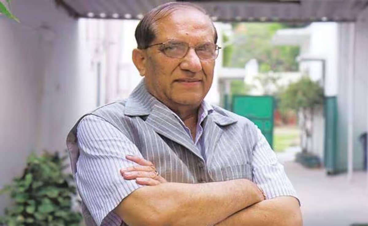 Senior BJP leader Vijay Kumar Malhotra passes away at the age of 93