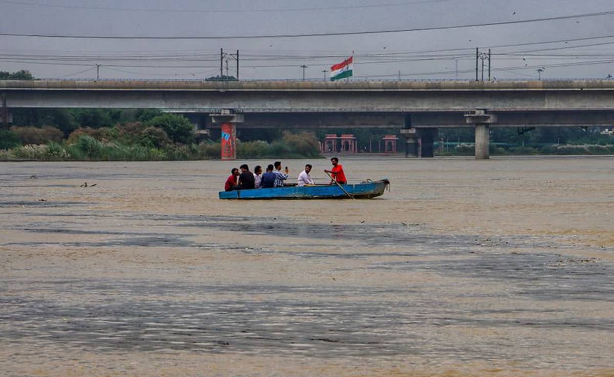 Monsoon havoc in Delhi: Yamuna in spate due to heavy rains, flood water entered many areas