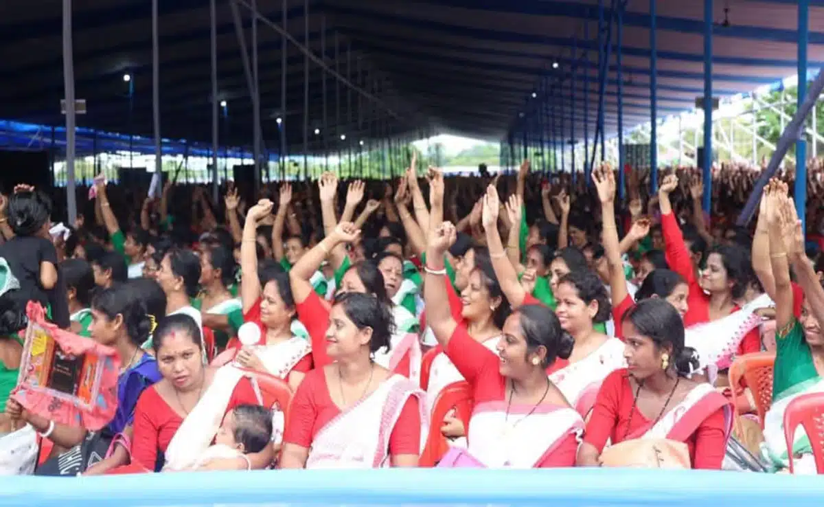 PM Modi's allegation: Congress supported infiltrators for votes, which led to demographic crisis in Assam