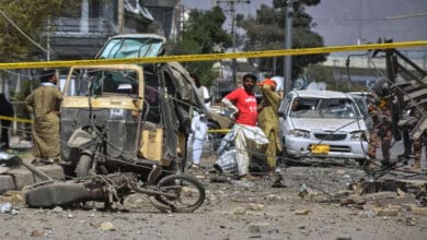 10 killed, over 30 injured in bomb blast near paramilitary headquarters in Pakistan's Quetta