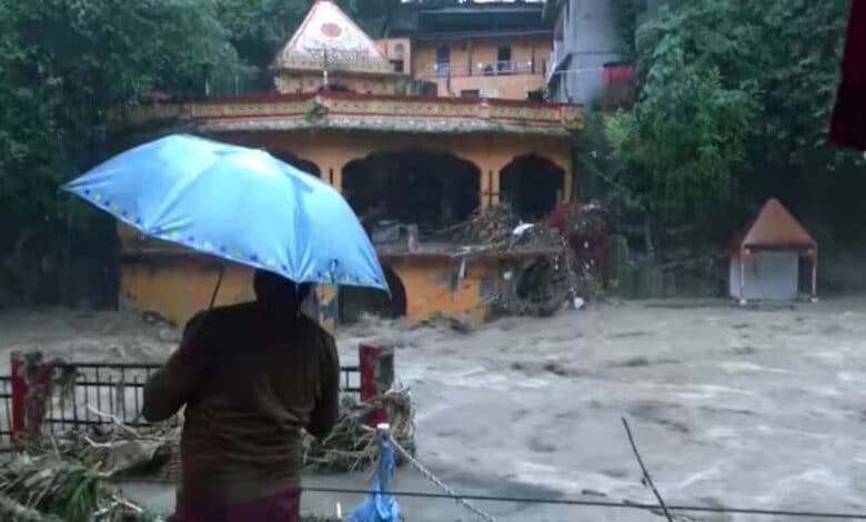 2 people missing due to cloudburst caused by heavy rains in Dehradun, cars and shops washed away
