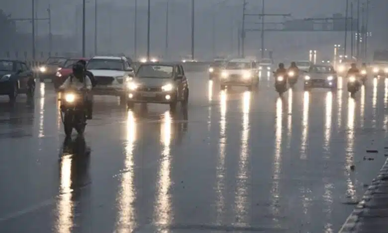 Delhi-NCR Weather: Sudden rain in many areas amid Dussehra celebrations