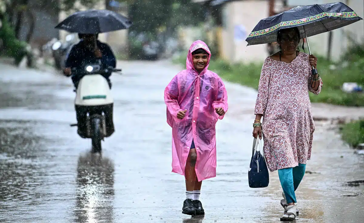 Delhi-NCR Weather: Sudden rain in many areas amid Dussehra celebrations