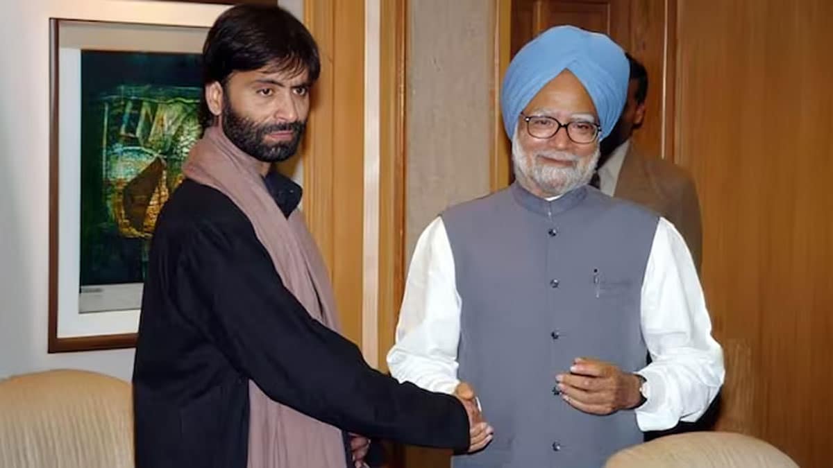 Yasin Malik claims former Prime Minister Manmohan Singh thanked him for meeting Hafiz Saeed, sparking controversy