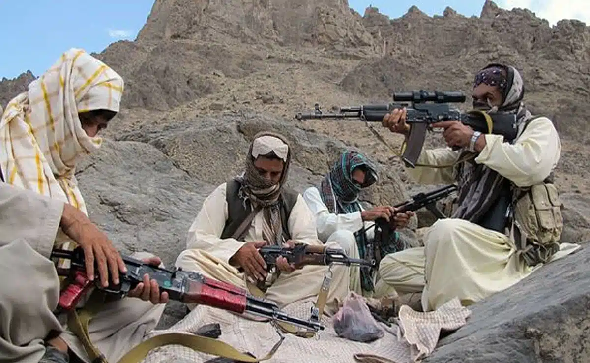 Pakistan: Several bogies of Jaffar Express derailed in explosion, seven injured