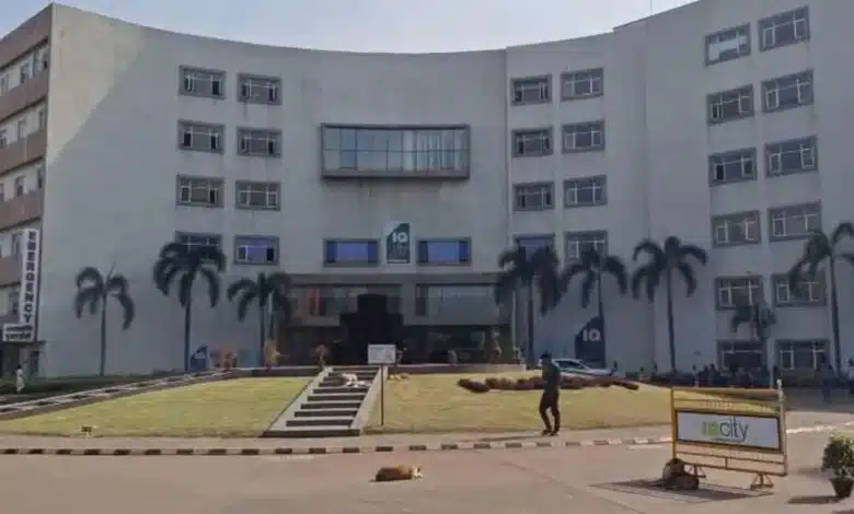 Female doctor attacked in Bengal Hospital