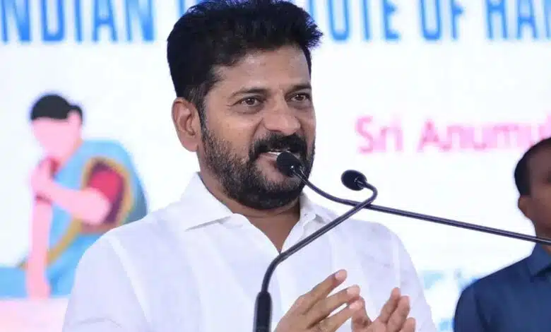 Supreme Court sets back Telangana government, stays OBC quota hike in local bodies