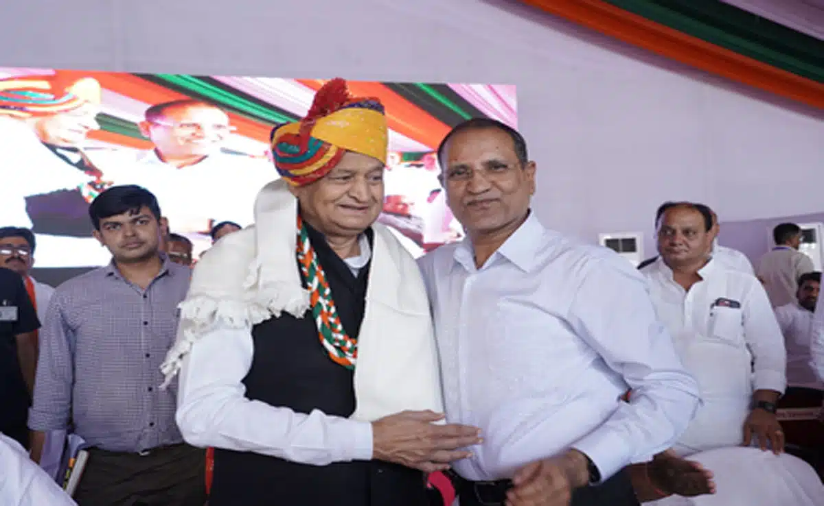 Rajasthan Congress leader Rameshwar Dudi passes away at the age of 62 after a prolonged illness.