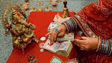 Dhanteras 2025: Don't donate these 4 things, or you might suffer losses.