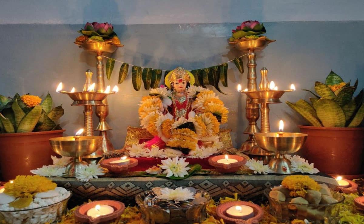 Dhanteras 2025: Don't donate these 4 things, or you might suffer losses.