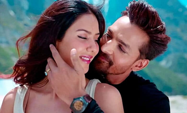 Ek Deewane Ki Deewaniyat Worldwide Collection: Harshvardhan Rane's film earns ₹44 crore, beats Dhadak 2