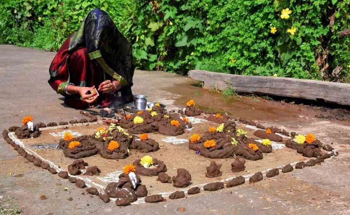 Govardhan Puja 2025: Date, time, story and how to perform puja at home