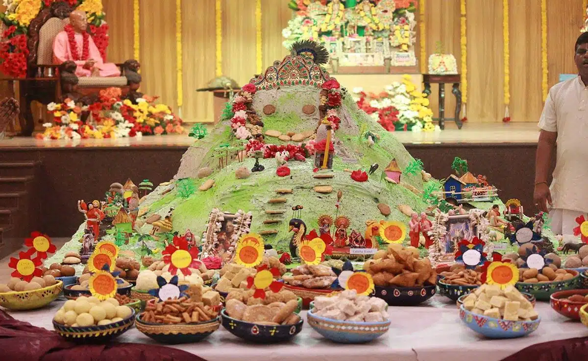 Govardhan Puja 2025: List of items required for worship and offerings