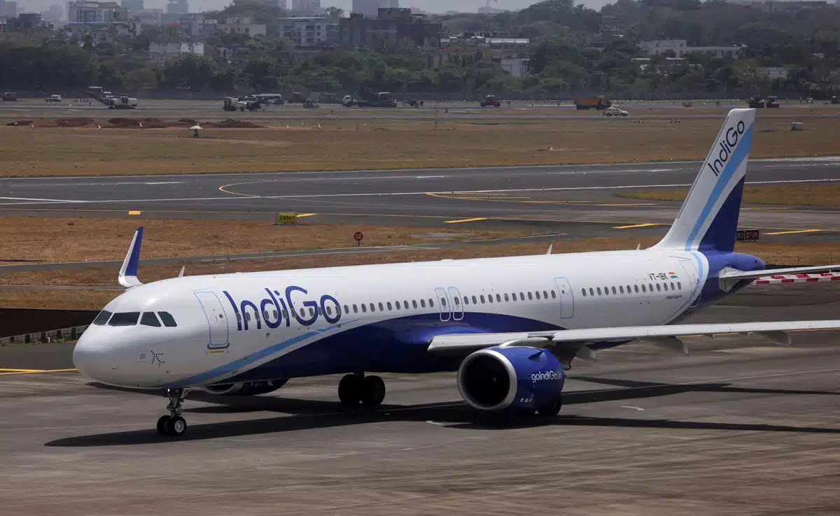 IndiGo Kolkata-Srinagar flight makes emergency landing at Varanasi airport