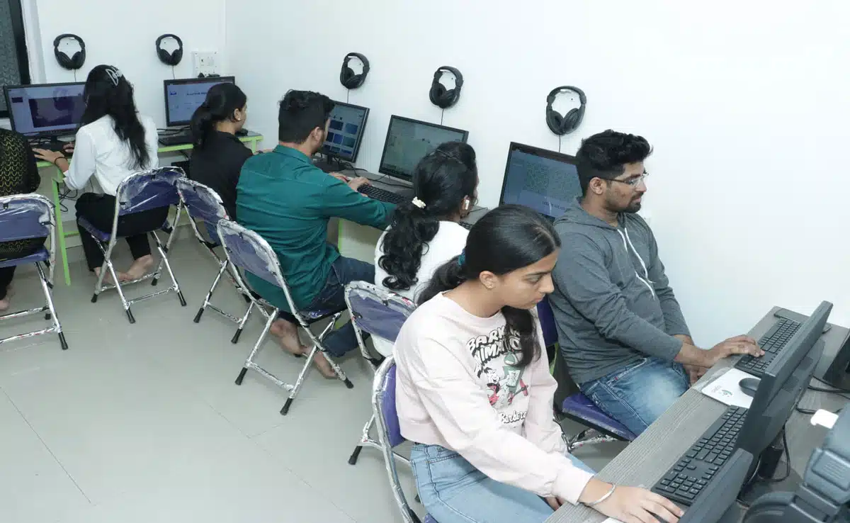 LIC AAO Exam 2025: Updates on paper level, answer key and result date