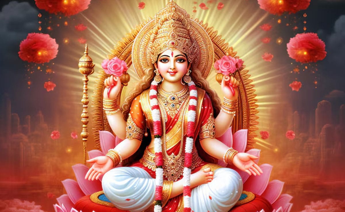 Importance of Maa Laxmi Aarti on Diwali