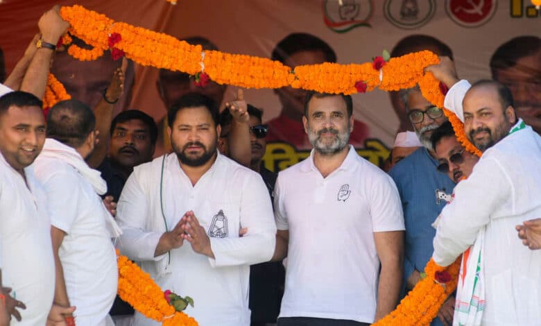 New twist in Bihar elections: Grand Alliance vs. Grand Alliance on 12 seats, find out who is facing each other.