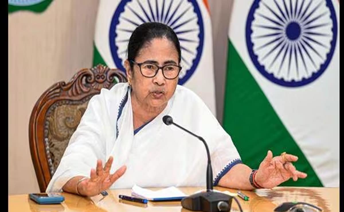 Mamata Banerjee urges PM Modi to cancel appointment of Gorkha interlocutor