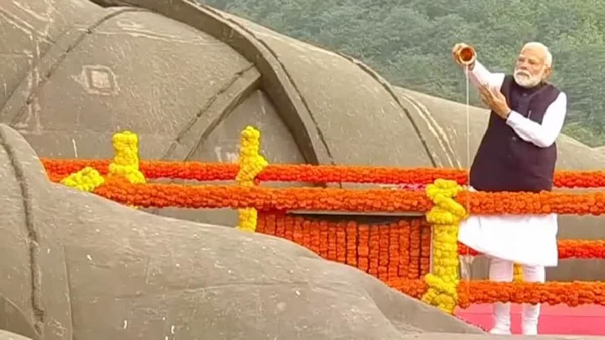 PM Modi inaugurated the Unity Parade in Kevadia