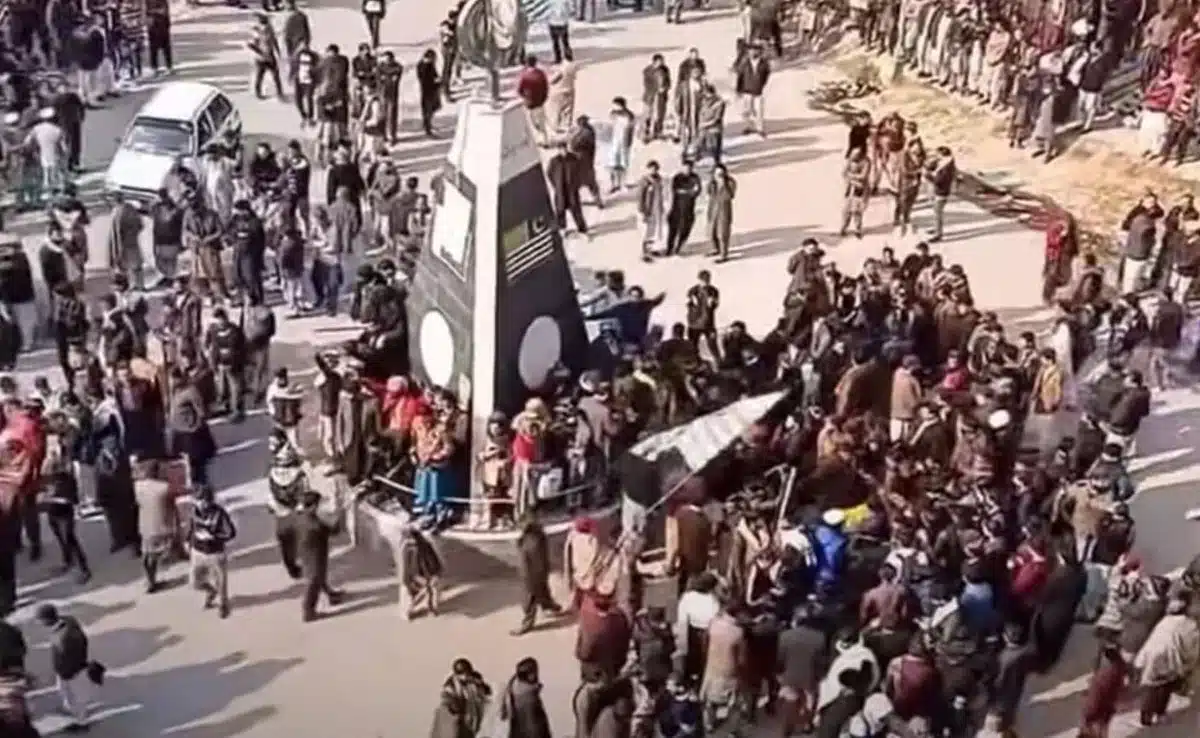 Protests against Pakistan government and army intensify in PoK, 12 killed, over 200 injured