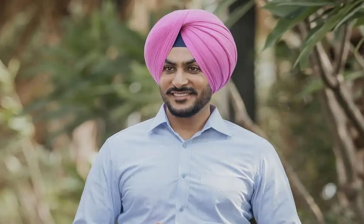 Diljit Dosanjh pays tribute to Rajvir Jawanda, who died days after horrific road accident