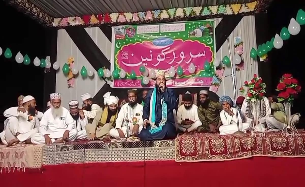 Sambhal: Poets and clerics spread light in the gathering: a colourful evening of religious gathering in Nasirpur