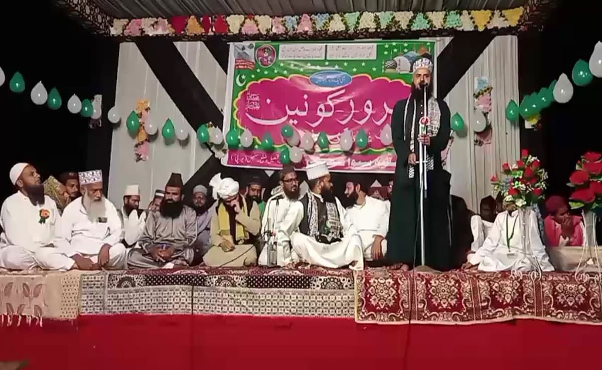 Sambhal: Poets and clerics spread light in the gathering: a colourful evening of religious gathering in Nasirpur