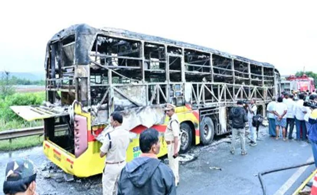 20 people died in the double-decker bus accident in Andhra Pradesh's Kurnool, driver arrested