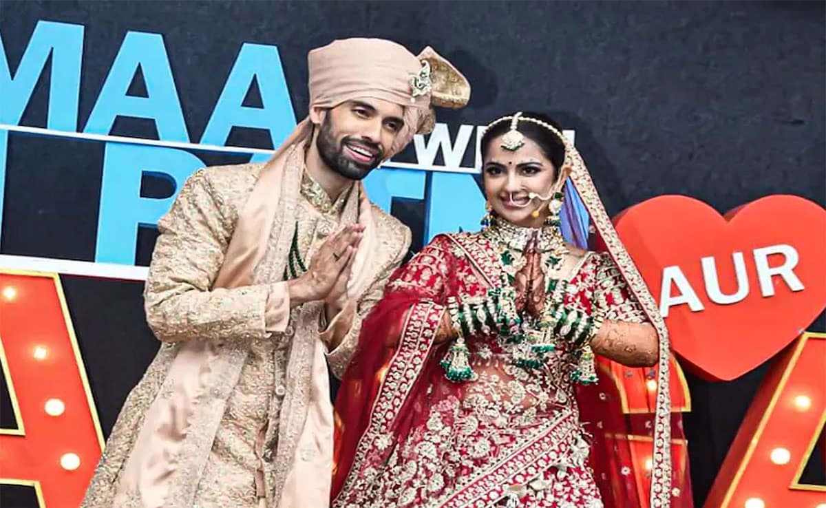 Avika Gor's bridal look is full of tradition, grandeur and timeless glamour.